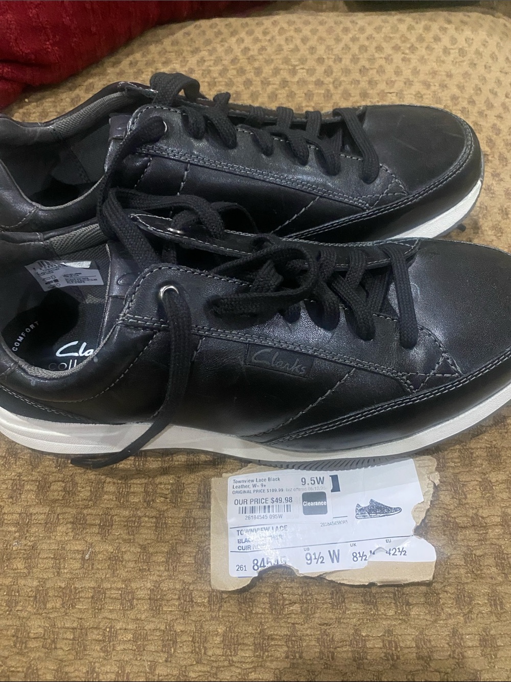 Clarks Men’s Townview Lacrosse Black Leather Low-Top Sneakers with White Sole